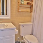 8- B-118 Guest Bathroom