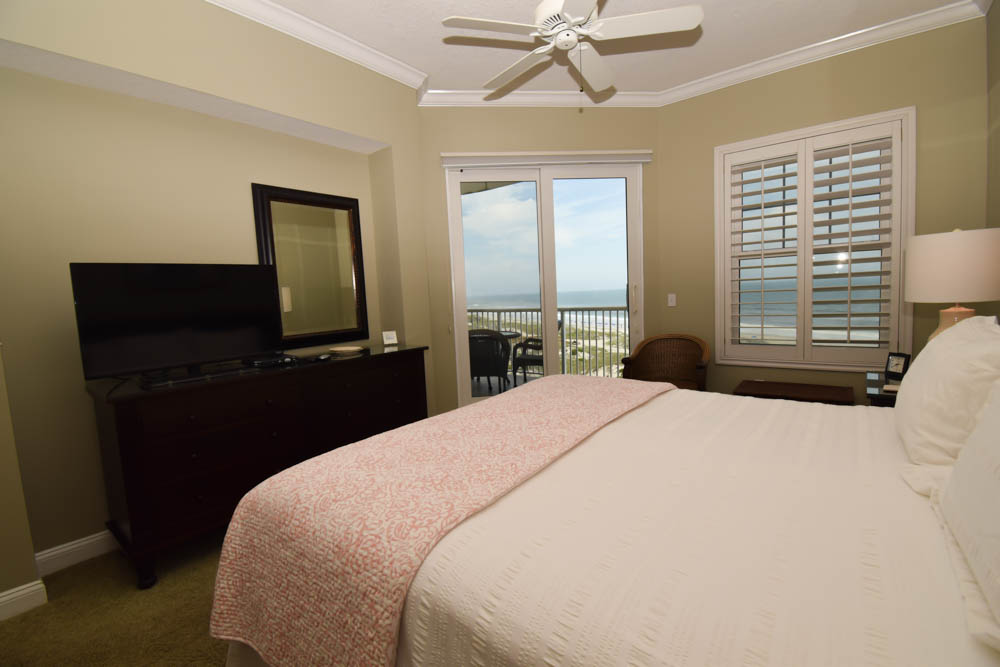 Unit 27 Master Bedroom TV - Amelia Surf & Racquet Club